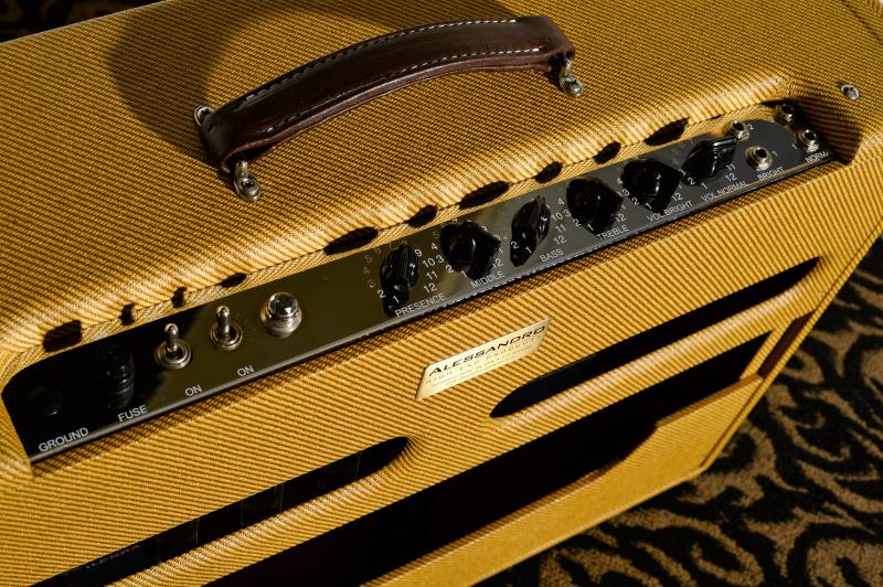 Alessandro Twin Tweed Controls